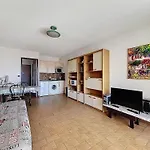 Appartement à - 4 Couchages, Parking Et Wifi - Fr-1-715-6 Palavas-les-Flots